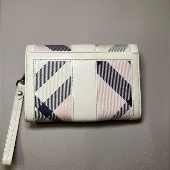Burberry Blue Label. Ladies compact wallet. Pre Owned. 6” x 4”. - Picture 4 of 13